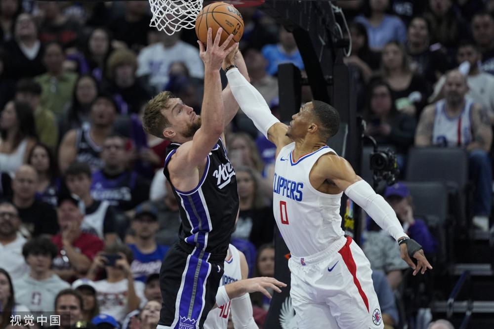 在今年夏天 在今年夏天